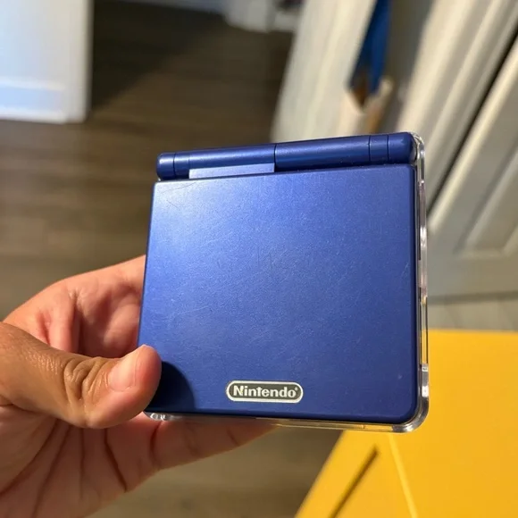 Nintendo Gameboy Advance SP - Picture 3 of 7